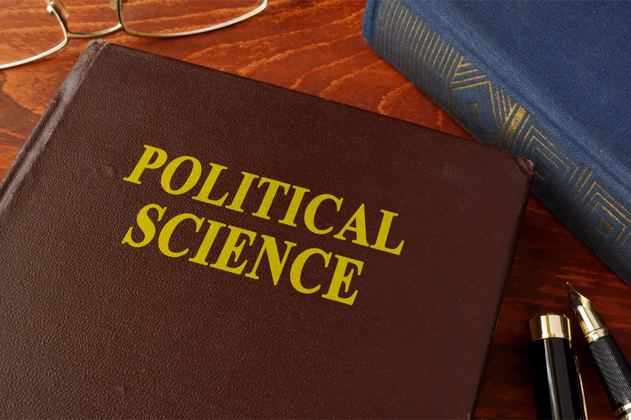 9 Political Science Extracurricular Activities for High School Students