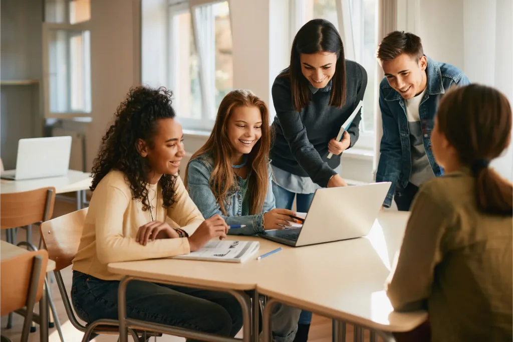 Should I Attend a Public or Private High School in Canada? 1 AdobeStock 474764621