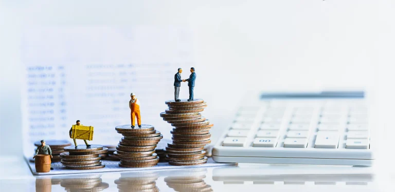 6 Best Economics Extracurriculars for High School Students