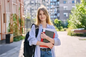 How to Prepare for College in 9th Grade: A Guide for International Students Applying to U.S. Colleges