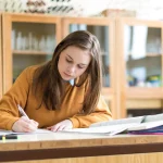 美国名师领衔的初高中在线课堂 6 Creating a Balanced College List as a High School Sophomore