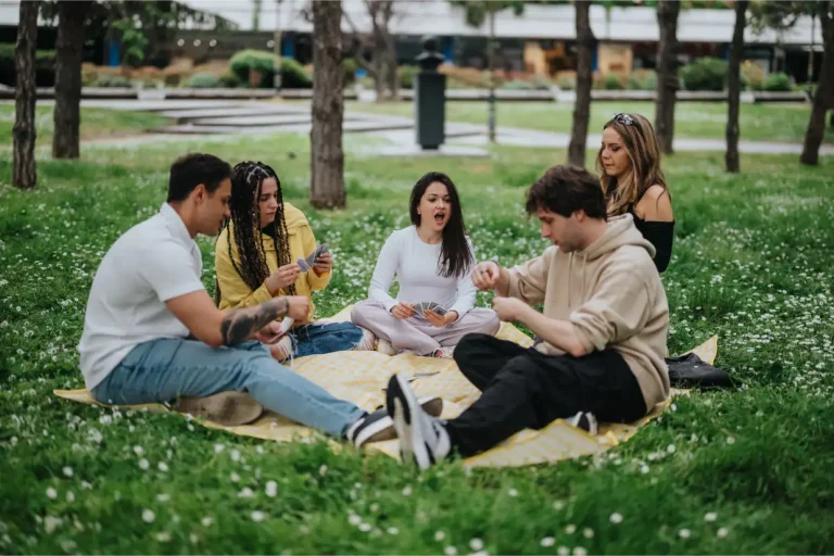 From Winter Break to Spring Semester: How to Ease Back Into Academics?