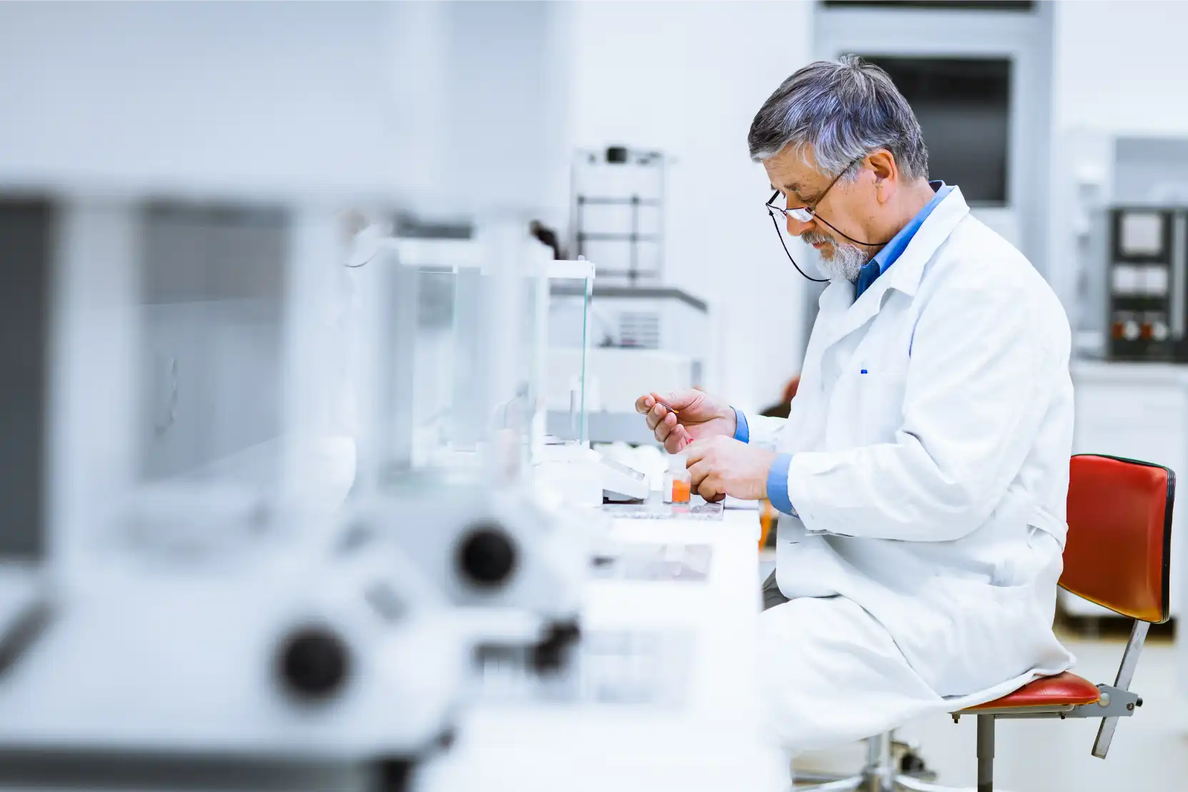 Aralia Forefront Research Program vs. Other Publication-Focused Research Programs for High School Students